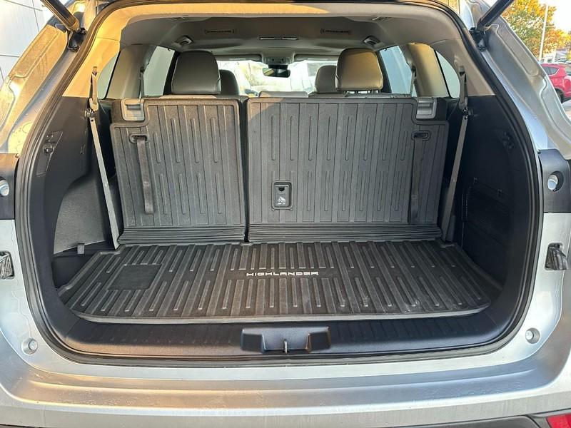 used 2021 Toyota Highlander car, priced at $25,590