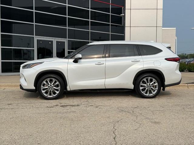 used 2023 Toyota Highlander car, priced at $42,600