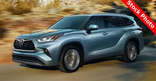 used 2022 Toyota Highlander car, priced at $37,770