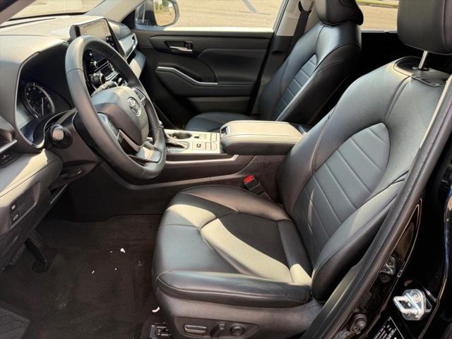 used 2022 Toyota Highlander car, priced at $37,770