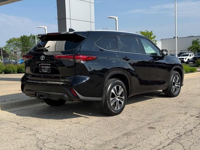 used 2022 Toyota Highlander car, priced at $37,770