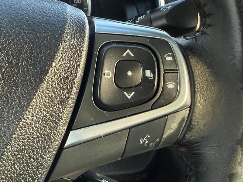 used 2015 Toyota Camry Hybrid car, priced at $14,350