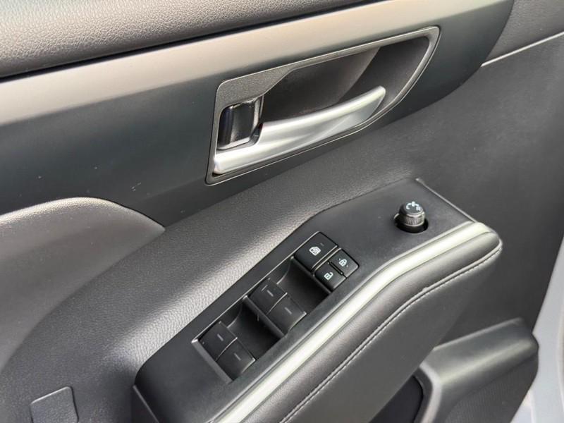 used 2025 Toyota Highlander car, priced at $48,550