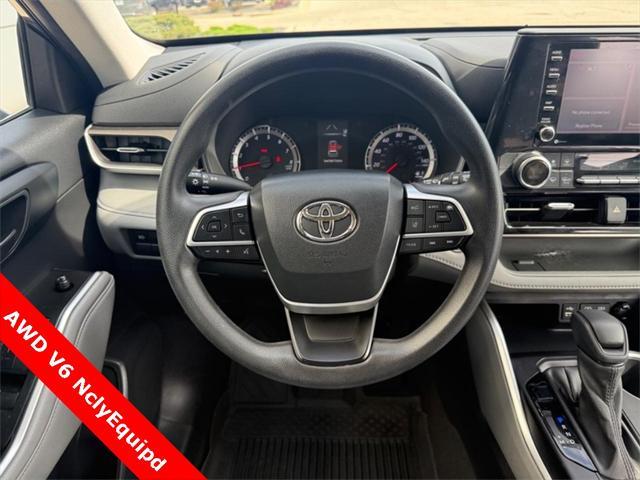 used 2022 Toyota Highlander car, priced at $32,296