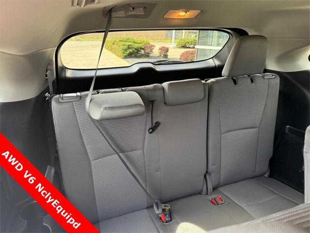 used 2022 Toyota Highlander car, priced at $32,296