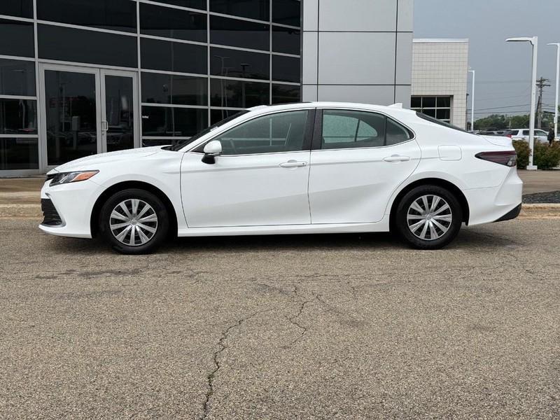 used 2022 Toyota Camry car, priced at $25,334