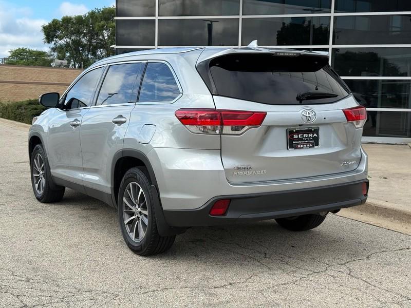 used 2019 Toyota Highlander car, priced at $28,558
