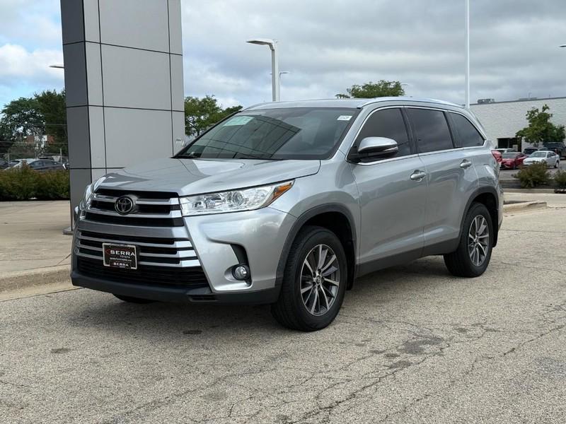 used 2019 Toyota Highlander car, priced at $28,558