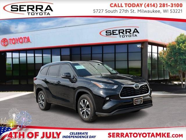 used 2023 Toyota Highlander car, priced at $40,850