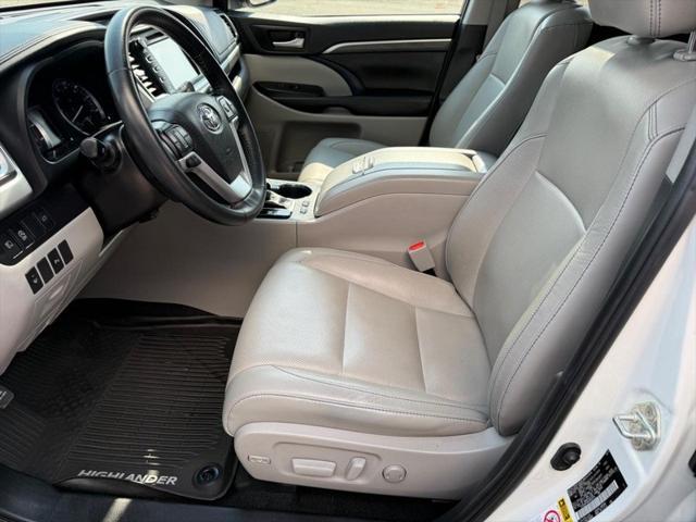 used 2019 Toyota Highlander car, priced at $33,910