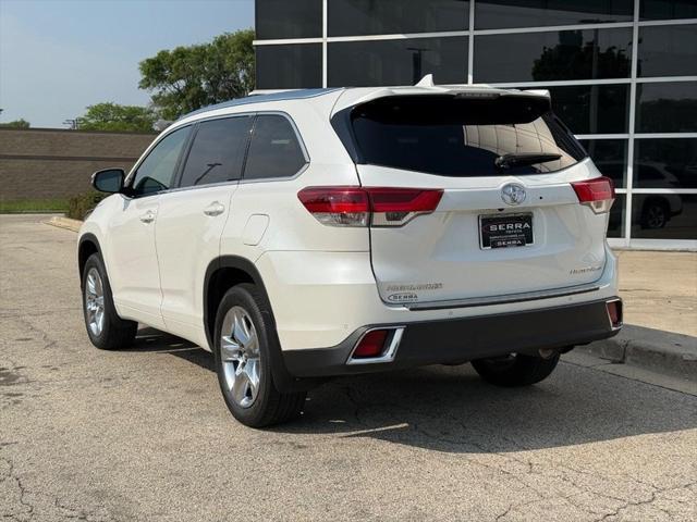 used 2019 Toyota Highlander car, priced at $33,910