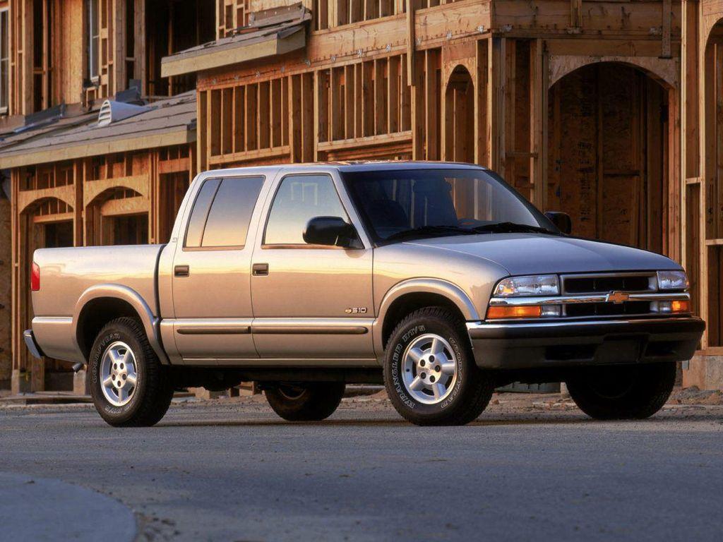 used 2004 Chevrolet S-10 car