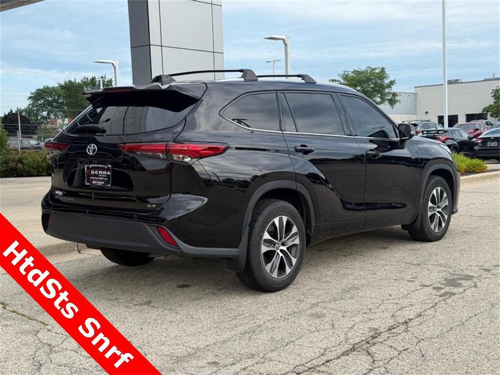 used 2022 Toyota Highlander car, priced at $34,200