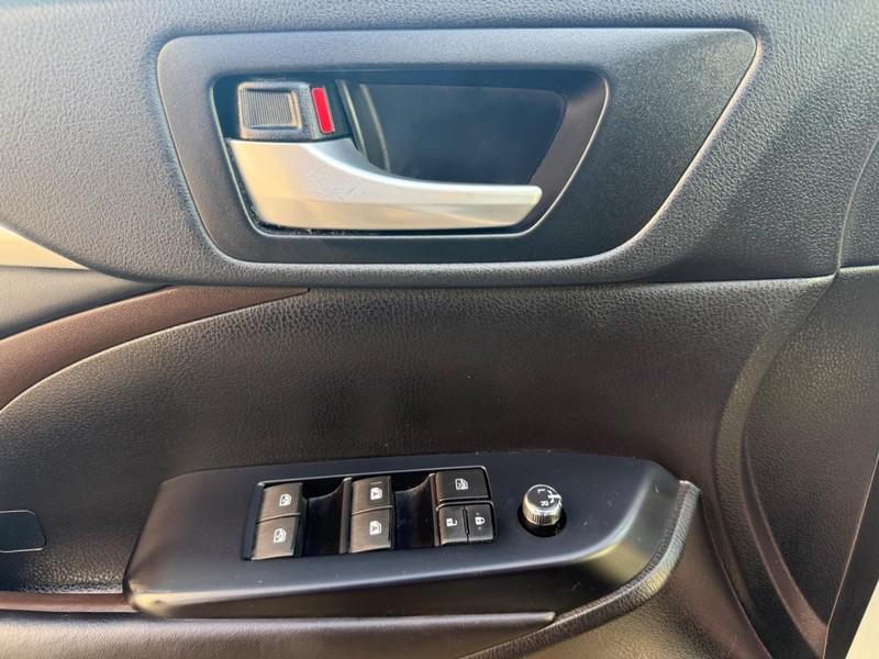 used 2019 Toyota Highlander car, priced at $20,450