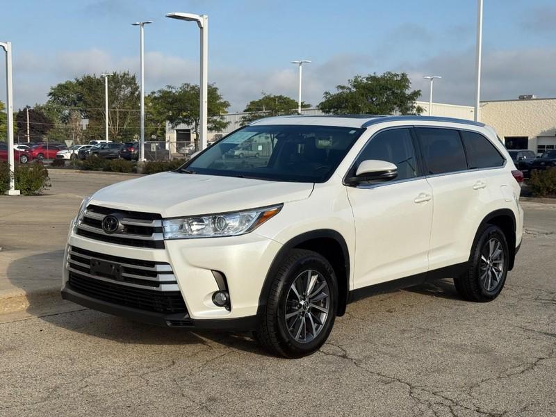 used 2019 Toyota Highlander car, priced at $20,450