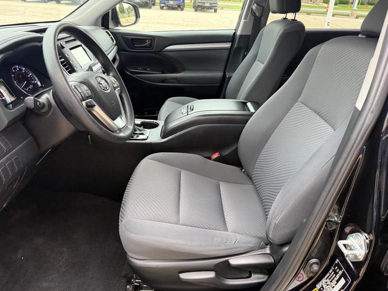 used 2019 Toyota Highlander car, priced at $28,647