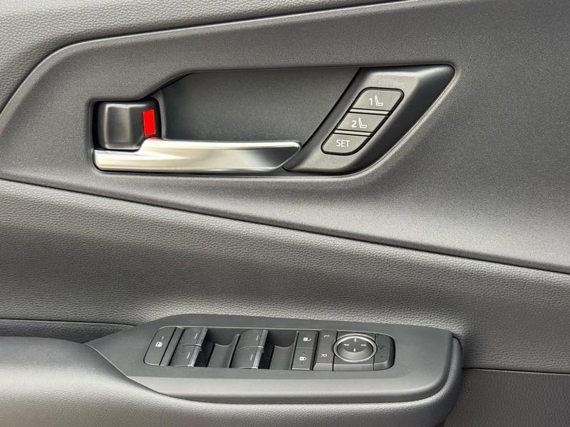 new 2026 Toyota Prius Plug-In Hybrid car, priced at $43,067