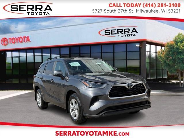 used 2023 Toyota Highlander car, priced at $33,841