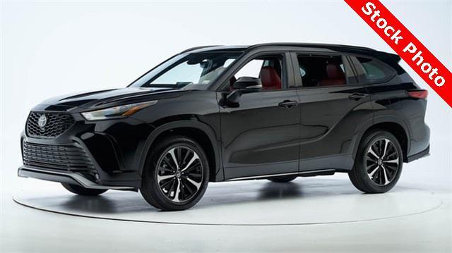 used 2023 Toyota Highlander car, priced at $33,841