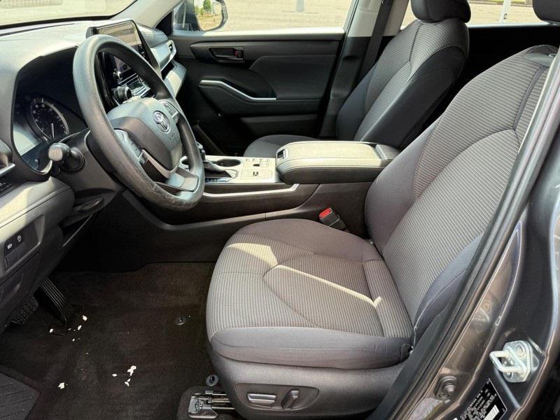 used 2023 Toyota Highlander car, priced at $28,680