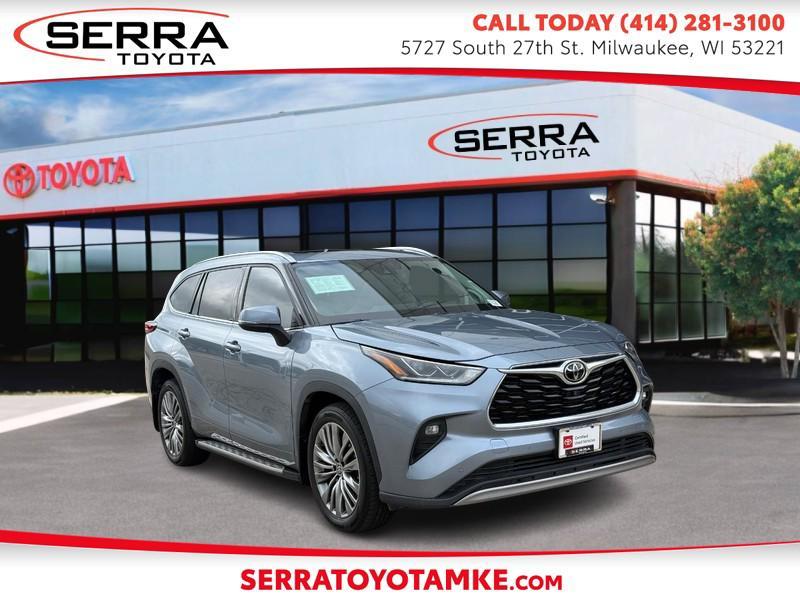 used 2022 Toyota Highlander car, priced at $40,500