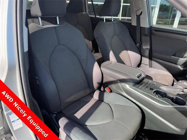 used 2021 Toyota Highlander car, priced at $29,983
