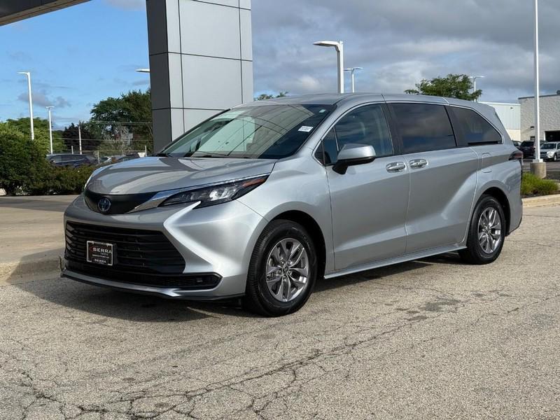 used 2024 Toyota Sienna car, priced at $43,850
