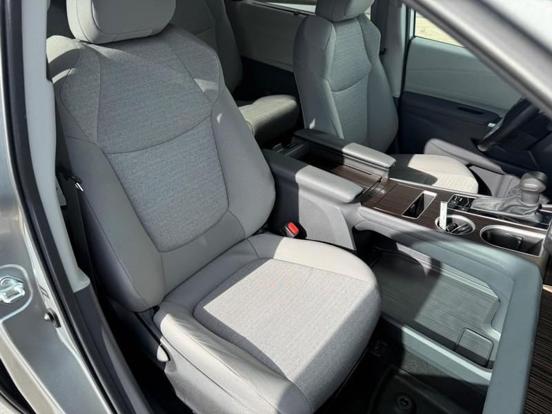used 2024 Toyota Sienna car, priced at $43,850
