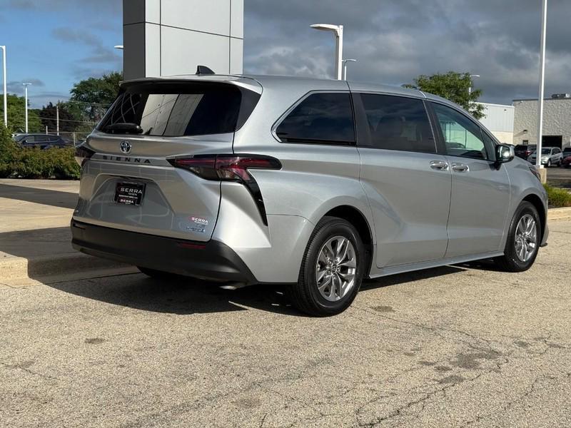 used 2024 Toyota Sienna car, priced at $43,850