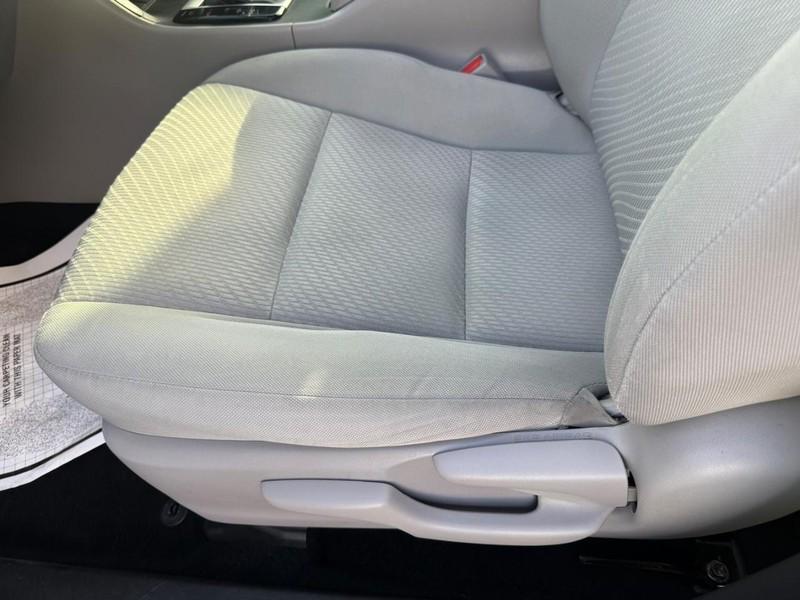 used 2019 Toyota Highlander car, priced at $19,989
