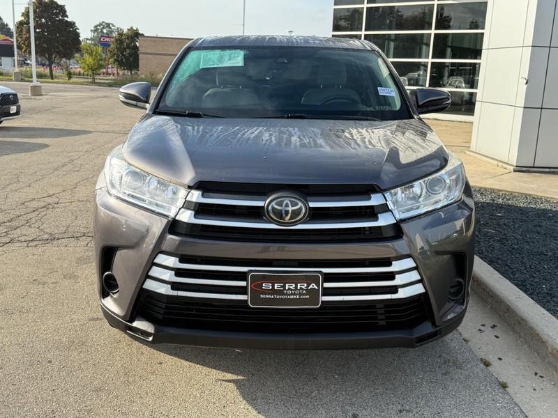 used 2019 Toyota Highlander car, priced at $19,989
