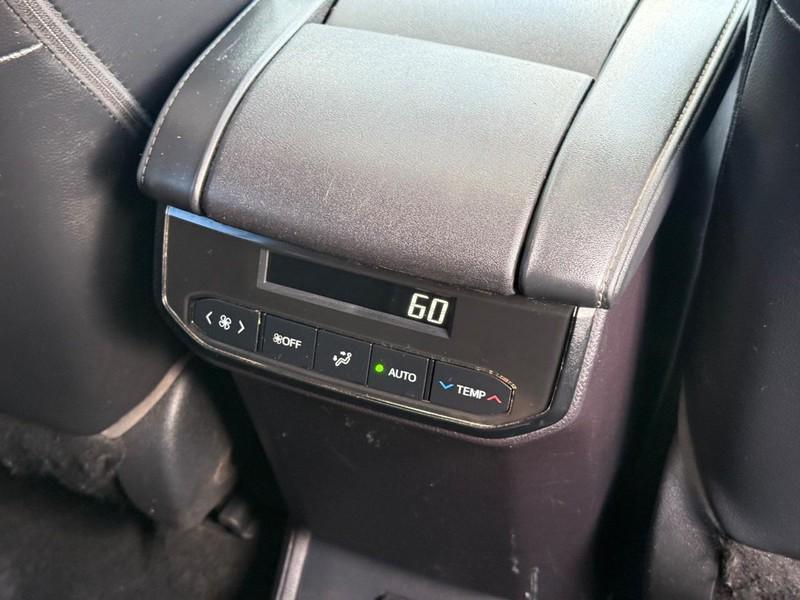 used 2021 Toyota Highlander car, priced at $33,251