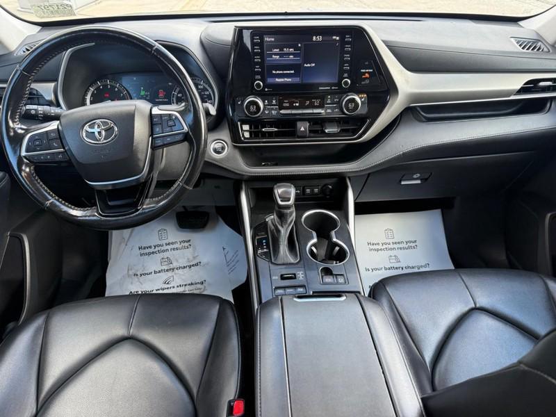 used 2021 Toyota Highlander car, priced at $33,251