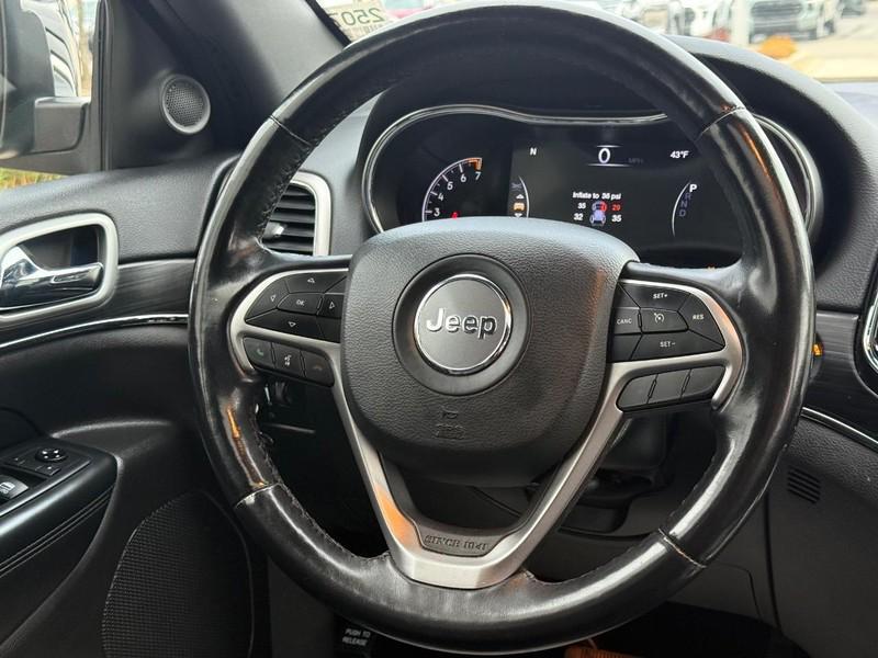 used 2021 Jeep Grand Cherokee car, priced at $24,759