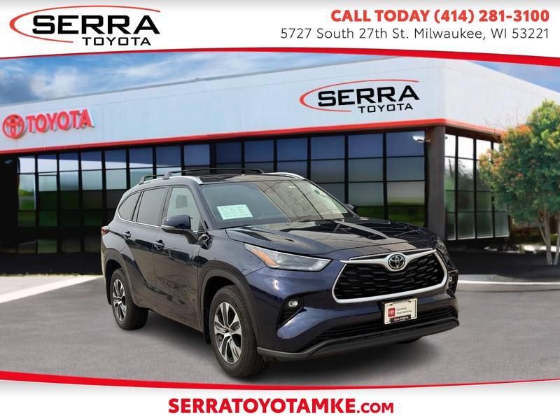 used 2024 Toyota Highlander car, priced at $42,450