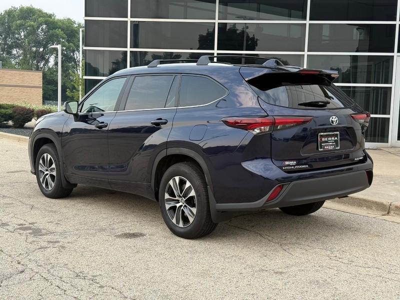 used 2024 Toyota Highlander car, priced at $42,450