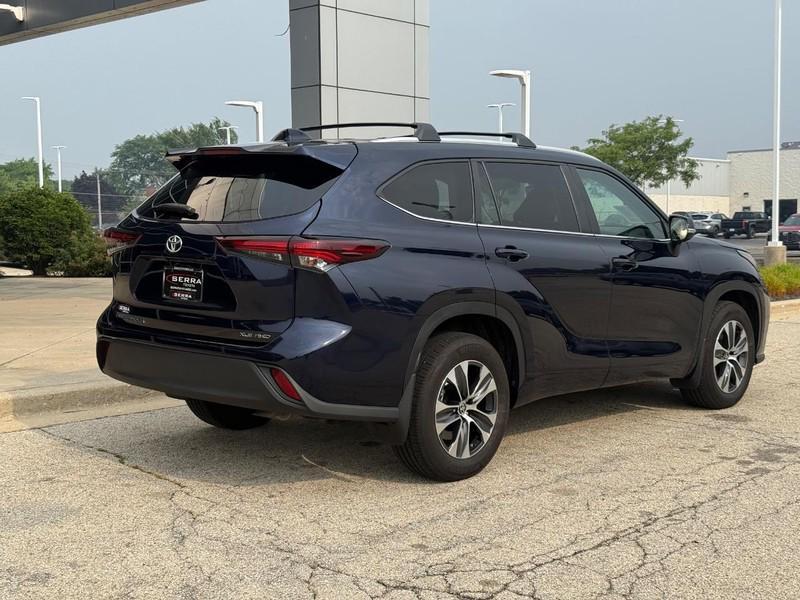 used 2024 Toyota Highlander car, priced at $42,450
