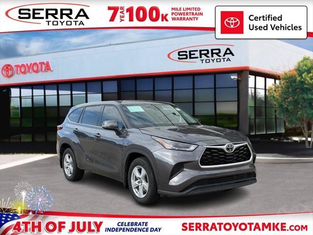 used 2022 Toyota Highlander car, priced at $30,994