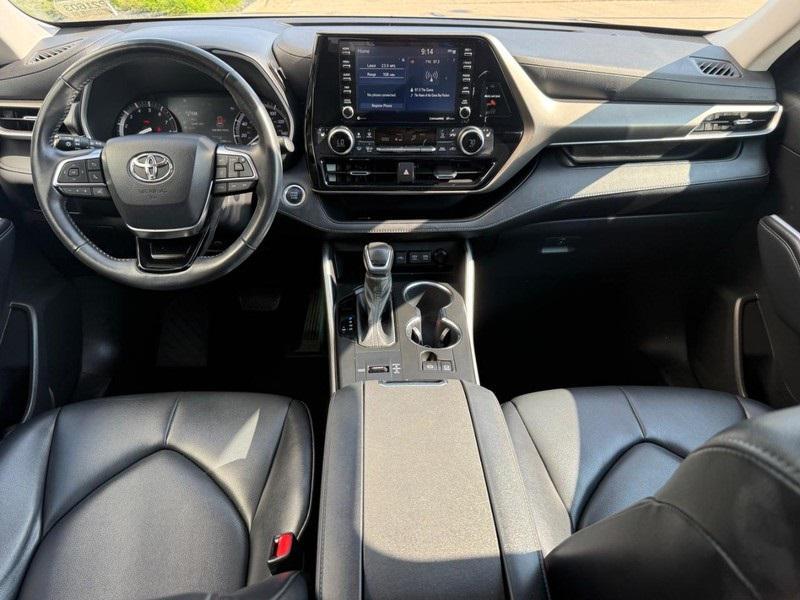used 2021 Toyota Highlander car, priced at $31,891