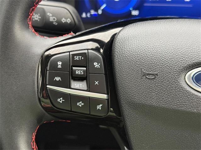 used 2022 Ford Escape car, priced at $27,612