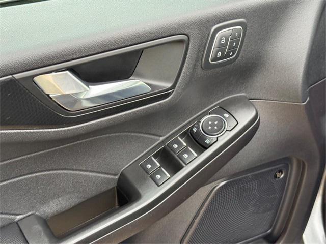 used 2022 Ford Escape car, priced at $27,612