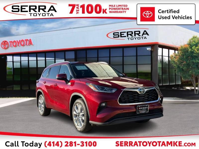 used 2023 Toyota Highlander car, priced at $43,921