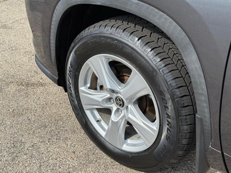 used 2020 Toyota Highlander car, priced at $29,980