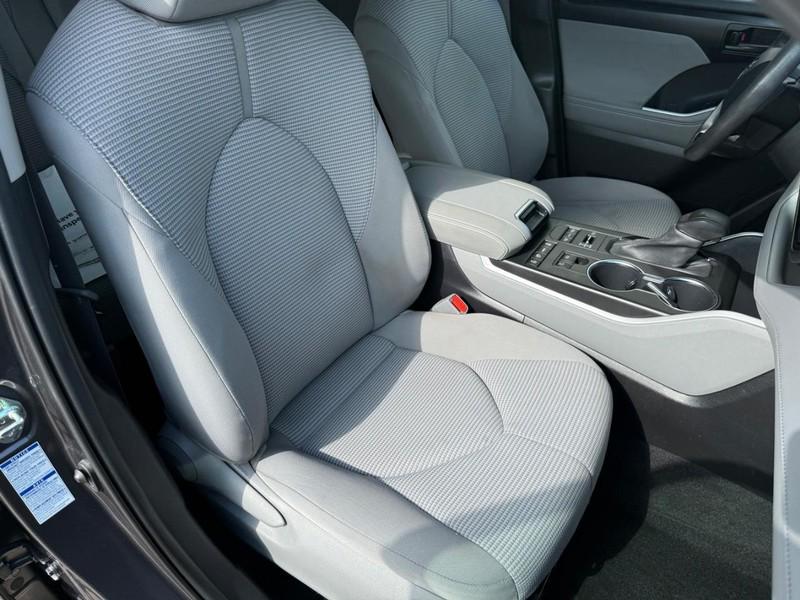used 2020 Toyota Highlander car, priced at $29,980