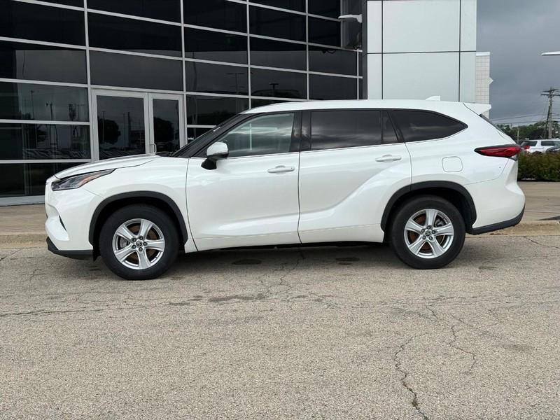 used 2021 Toyota Highlander car, priced at $28,459