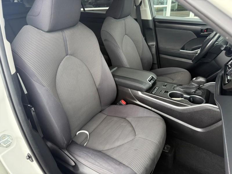 used 2021 Toyota Highlander car, priced at $28,459