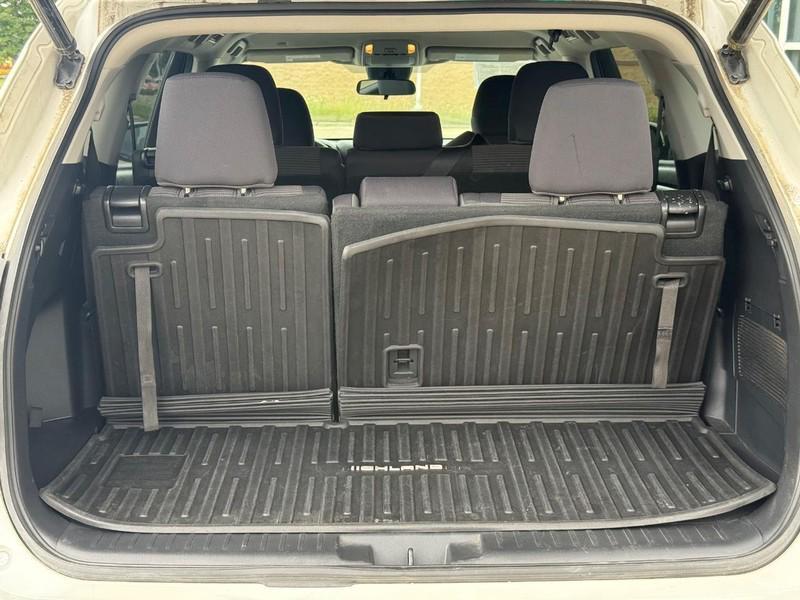 used 2021 Toyota Highlander car, priced at $28,459