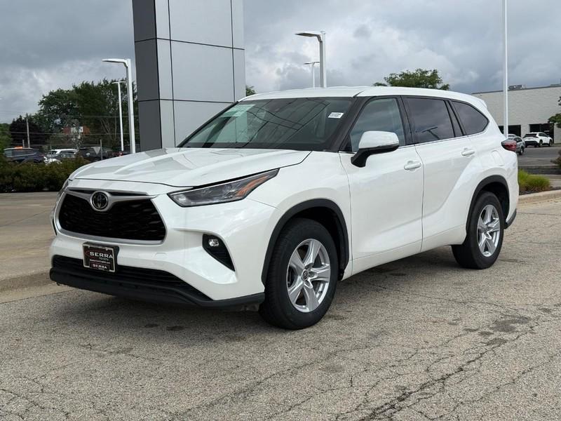 used 2021 Toyota Highlander car, priced at $28,459