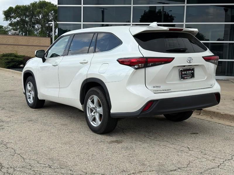 used 2021 Toyota Highlander car, priced at $28,459