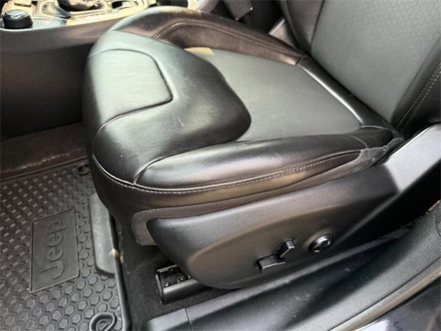 used 2019 Jeep Cherokee car, priced at $13,990